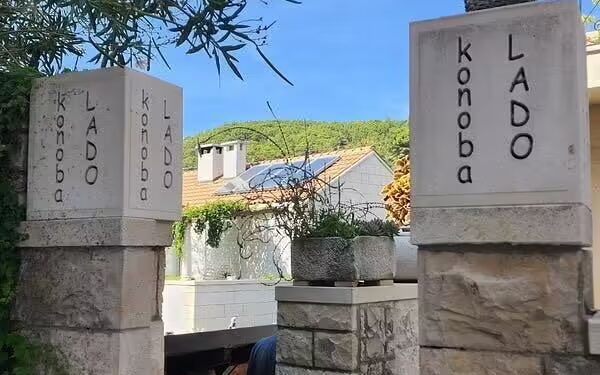 Konoba Lado, Brač recenzija 1 Konoba Lado, Brač recenzija