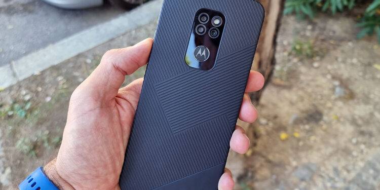 Motorola Defy: Recenzija, specifikacije, prednosti i nedostaci, gdje kupiti najpovoljnije u Hrvatskoj 1 Motorola Defy: Recenzija, specifikacije, prednosti i nedostaci, gdje kupiti najpovoljnije u Hrvatskoj