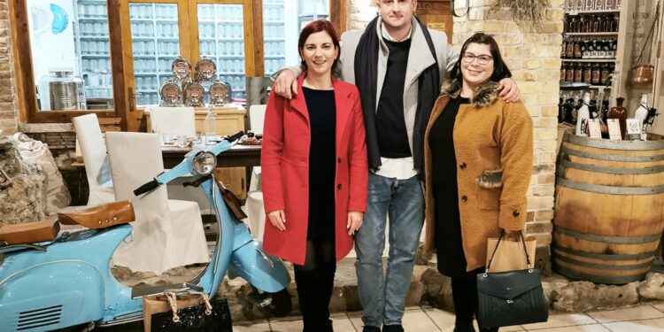 DESTILERIJA AURA RECENZIJE