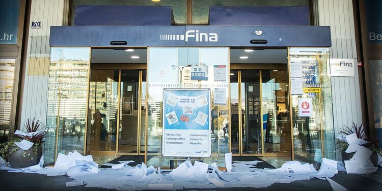 FINA FINANCIJSKA AGENCIJA RECENZIJE 1 FINA FINANCIJSKA AGENCIJA RECENZIJE