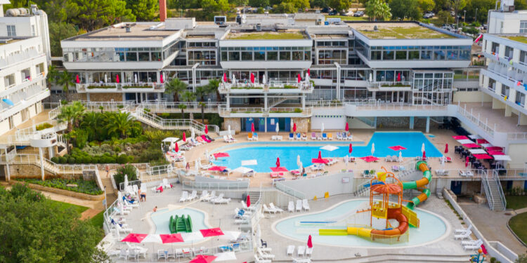 RECENZIJE HOTEL DELFIN: SVE ŠTO TREBA ZNATI O OVOJ POPULARNOJ DESTINACIJI 1 RECENZIJE HOTEL DELFIN: SVE ŠTO TREBA ZNATI O OVOJ POPULARNOJ DESTINACIJI