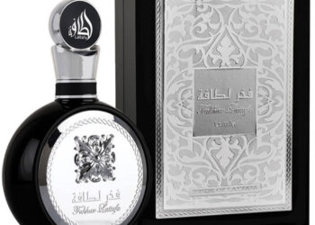 Fakhar Black Lattafa: Recenzija popularnog muškog mirisa