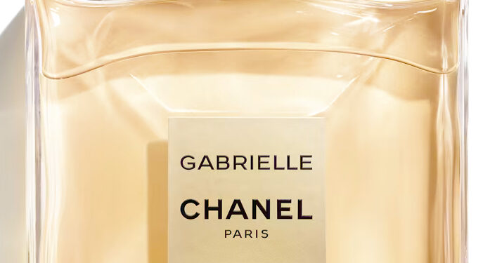 Gabrielle L'Eau Chanel: Osvrt na Mirisnu Eleganciju za Žene 1 Gabrielle L’Eau Chanel: Osvrt na Mirisnu Eleganciju za Žene