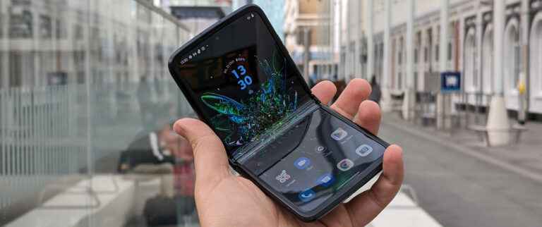 motorola razr 2022 recenzija