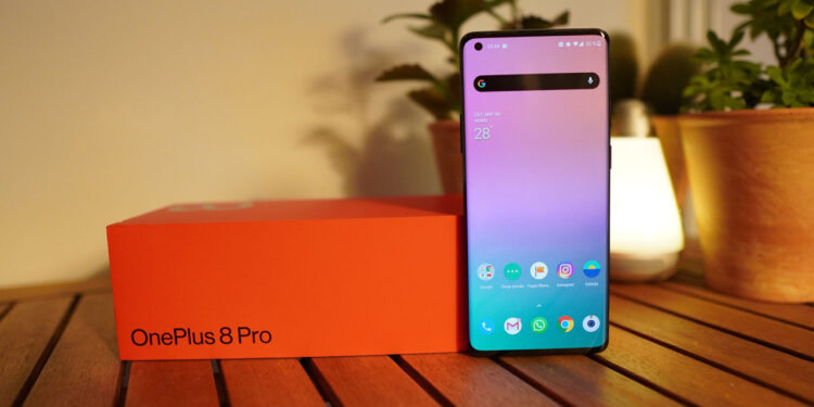 OnePlus 8 Pro: Dugo Iskustvo Korištenja – Je li Vrijedan Vremena i Novca? 1 OnePlus 8 Pro: Dugo Iskustvo Korištenja – Je li Vrijedan Vremena i Novca?