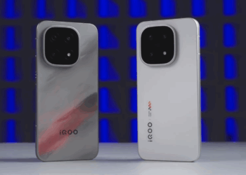 # Recenzija iQOO 15: Najbolji gaming smartphone s baterijom od 7000 mAh 2025. godine