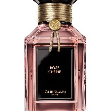 **Rose Guerlain: Noćna ljepota rožine – Analiza, značajke i budućnost najnovijeg parfema od Guerlaina**