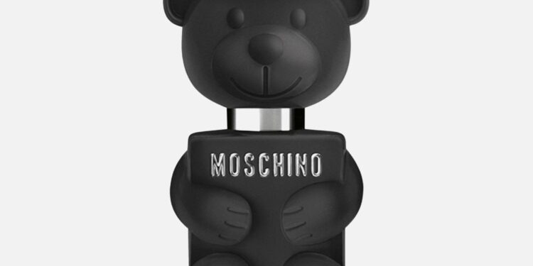 Toy Boy 2 Moschino: Detaljna analiza novog mirisa za muškarce 1 Toy Boy 2 Moschino: Detaljna analiza novog mirisa za muškarce