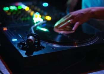 static photos 1774560149