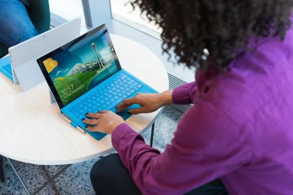 Aktivni i pasivni DisplayPort kabeli – koji odabrati za 4K i 8K prikaze?
